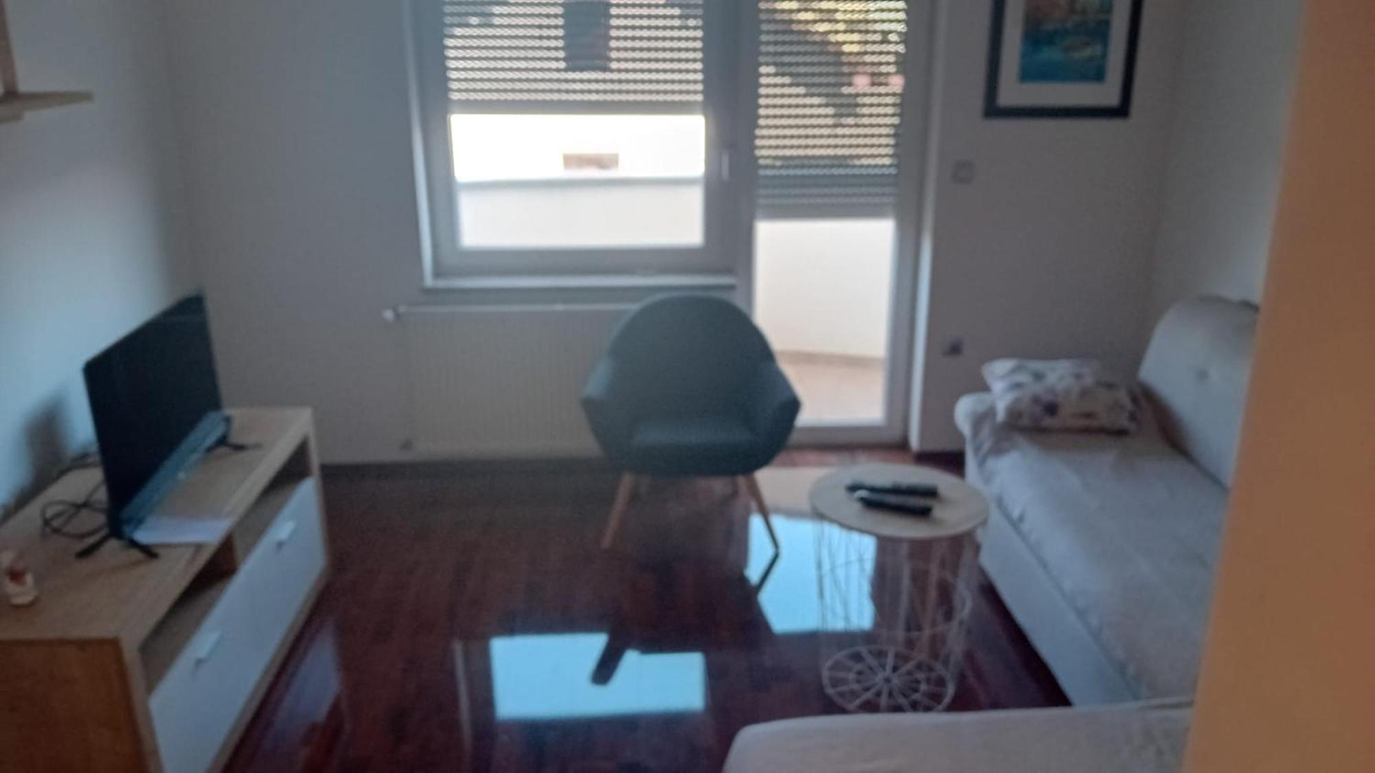 Apartman De Velika Gorica Εξωτερικό φωτογραφία